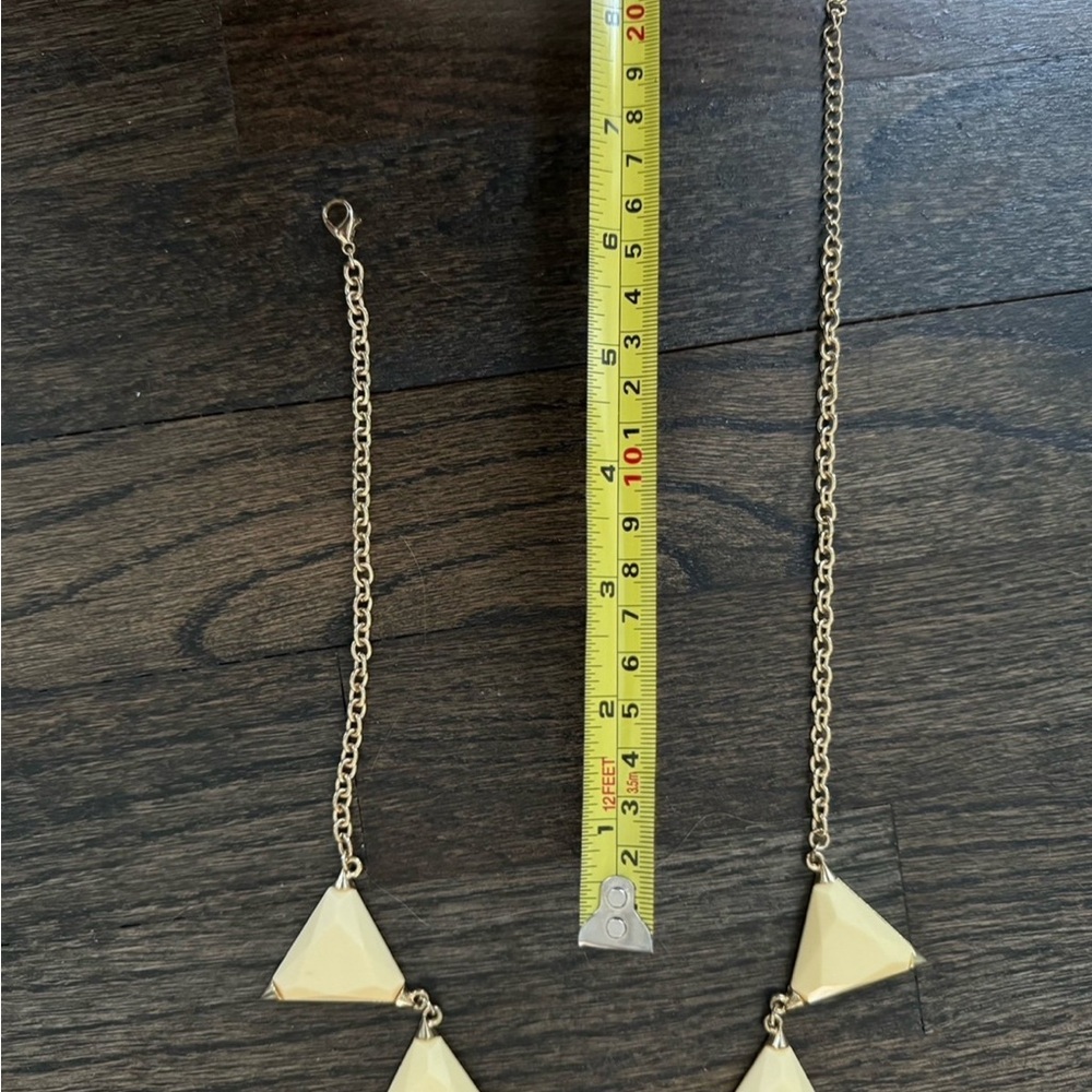 Geometric statement necklace - Picture 3 of 3